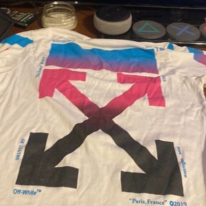 Off white Tee